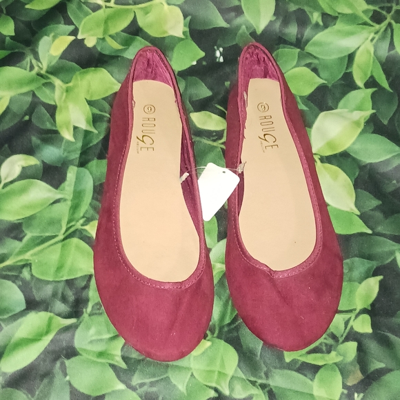 Rouge Helium Flats Burgundy Color Size 9 (39) - Picture 3 of 3